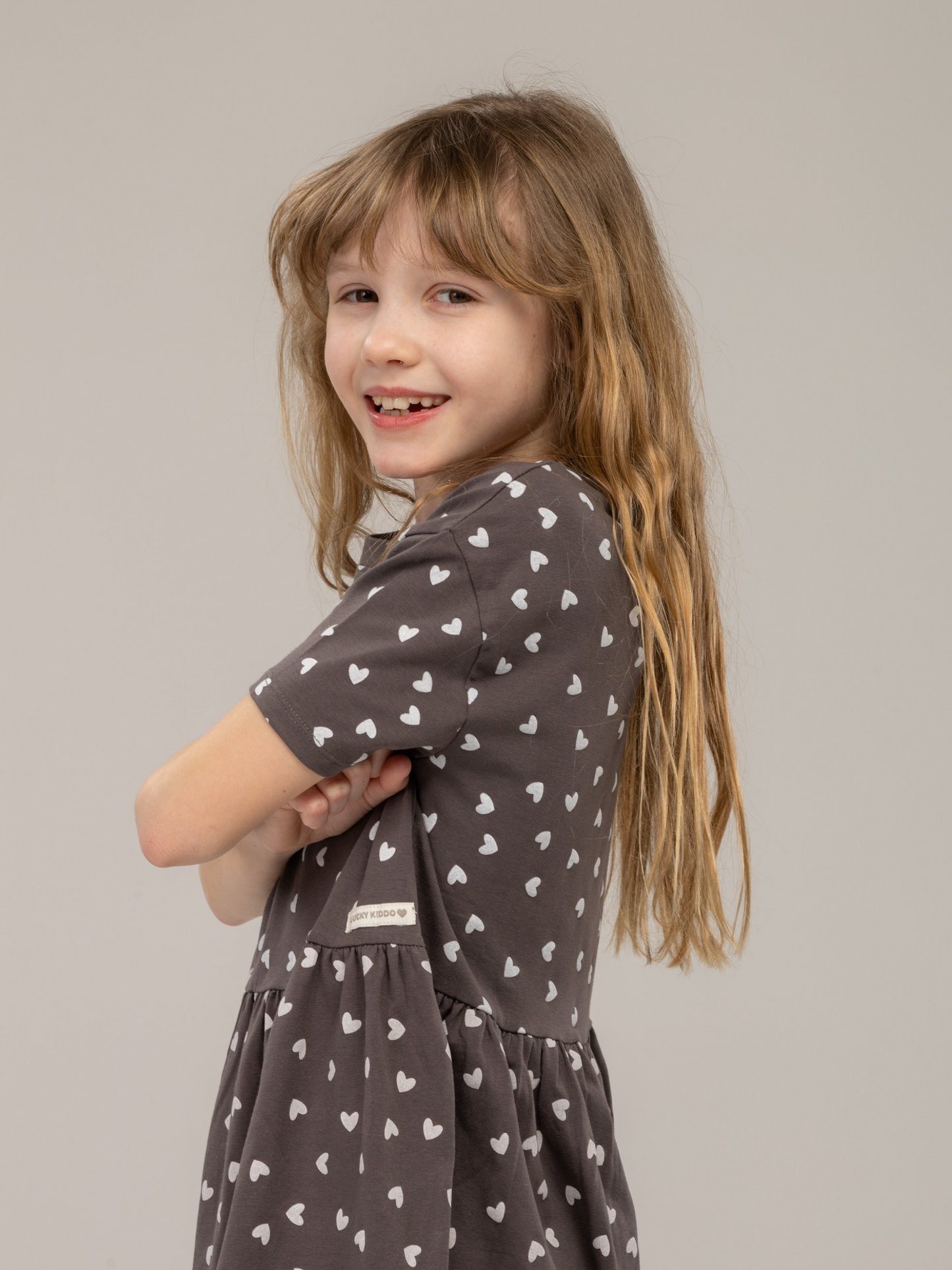 Paris Grey Hearts | Dívčí šaty s krátkými rukávy