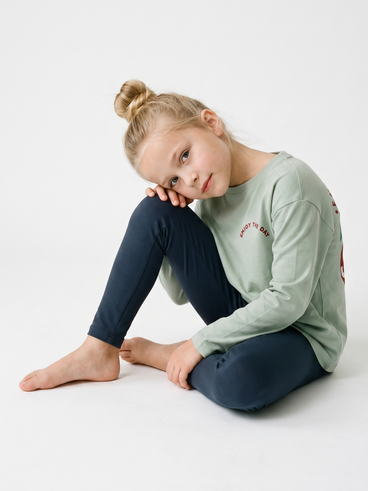 Mint Cherry Smile | Dívčí tričko s dlouhými rukávy - volný střih